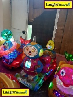 Jetonlu Oyuncak Robot